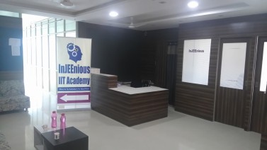 INJEENIOUS IIT ACADEMY INDORE